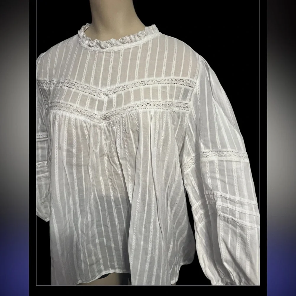 Universal Thread White Textured Blouse - Picture 5 of 12